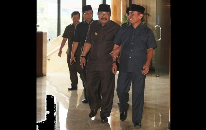 Ada Potensi PAD Rp 100 M, Pemprov Jatim Berencana Bentuk BUMD Farmasi Ada Potensi PAD Rp 100 M, Pemprov Jatim Berencana Bentuk BUMD Farmasi