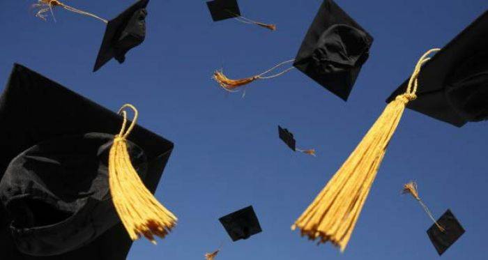 Tahun ini, 275 Mahasiswa tak Mampu di Lamongan Diberi Beasiswa Tahun ini, 275 Mahasiswa tak Mampu di Lamongan Diberi Beasiswa