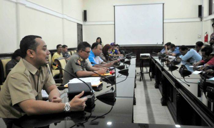 Pemkot Surabaya Respon Rekomendasi Ombudsman Terkait Pungli Pemkot Surabaya Respon Rekomendasi Ombudsman Terkait Pungli