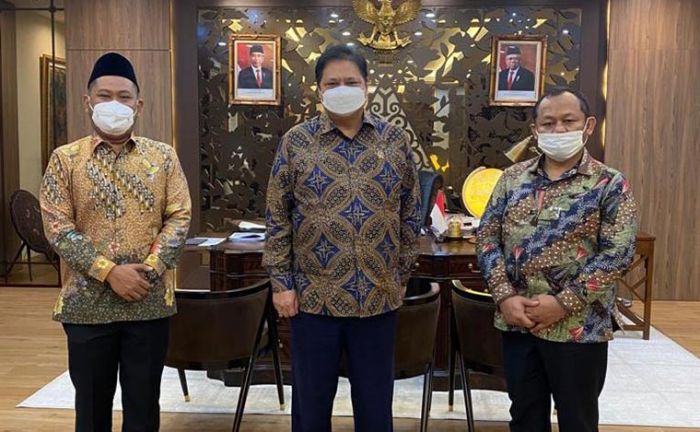Akselerasi dan Optimalisasi JIIPE agar Cepat Serap Naker, Bupati Gus Yani Temui Menko Perekonomian Akselerasi dan Optimalisasi JIIPE agar Cepat Serap Naker, Bupati Gus Yani Temui Menko Perekonomian