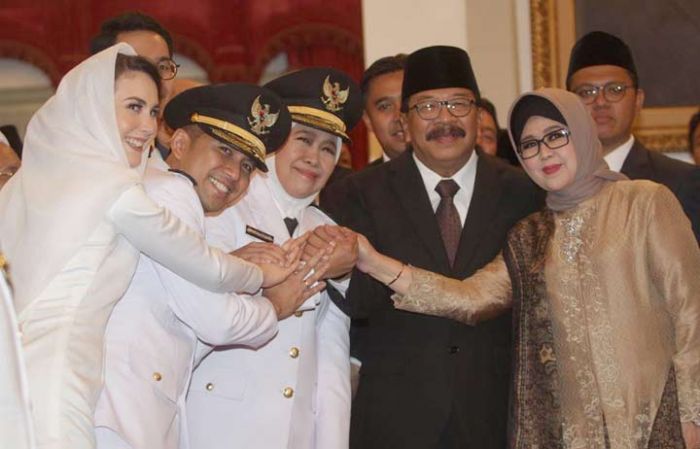 Khofifah-Emil Dilantik, Partai Demokrat Tegaskan Komitmen Kawal Nawa Bhakti Satya Khofifah-Emil Dilantik, Partai Demokrat Tegaskan Komitmen Kawal Nawa Bhakti Satya