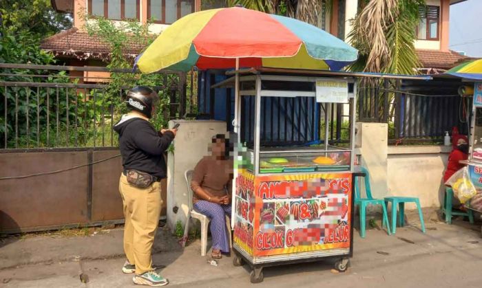 Tak Ingin Salah Sasaran soal Verifikasi Penerima Bantuan Modal, Pemkot Kediri Libatkan Masyarakat Tak Ingin Salah Sasaran soal Verifikasi Penerima Bantuan Modal, Pemkot Kediri Libatkan Masyarakat
