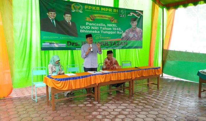 Ibnu Multazam Gelar Sosialisasi 4 Pilar Kebangsaan di Ponpes Ibnu Multazam Gelar Sosialisasi 4 Pilar Kebangsaan di Ponpes