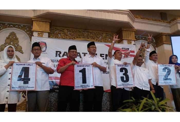 Dijaga Ketat Aparat, Berikut Hasil Undian Nomor Empat Paslon Wali Kota Mojokerto Dijaga Ketat Aparat, Berikut Hasil Undian Nomor Empat Paslon Wali Kota Mojokerto