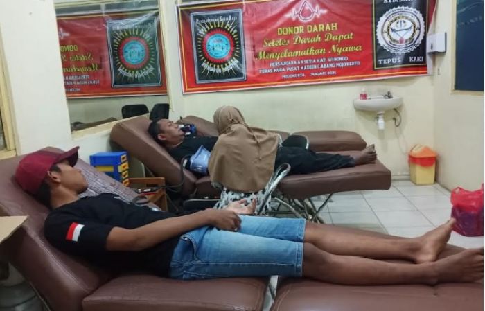 Stok Minim, PSHW Mojokerto Tergerak Lakukan Donor Darah Stok Minim, PSHW Mojokerto Tergerak Lakukan Donor Darah