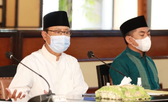 Cegah Penularan Covid-19, Wali Kota Pasuruan Gelar Rakor Pelaksanaan Salat Ied Cegah Penularan Covid-19, Wali Kota Pasuruan Gelar Rakor Pelaksanaan Salat Ied