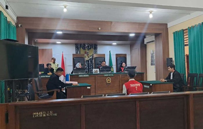 Nekat Judi Online, Warga Montong Tuban Dituntut 2 Tahun Penjara Nekat Judi Online, Warga Montong Tuban Dituntut 2 Tahun Penjara