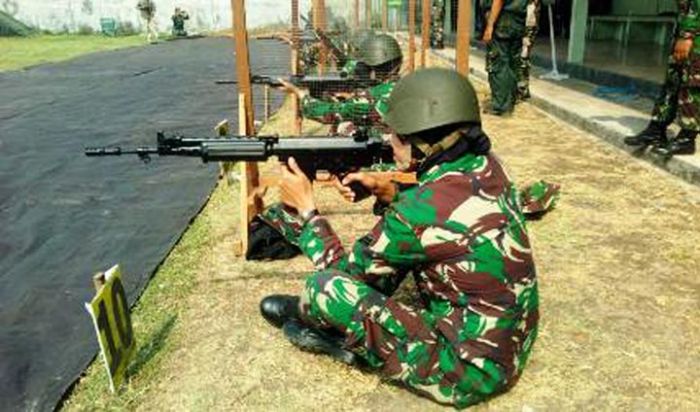 Korem 084/Bhaskara Jaya Uji Kemampuan Tembak Selama Tiga Hari Korem 084/Bhaskara Jaya Uji Kemampuan Tembak Selama Tiga Hari