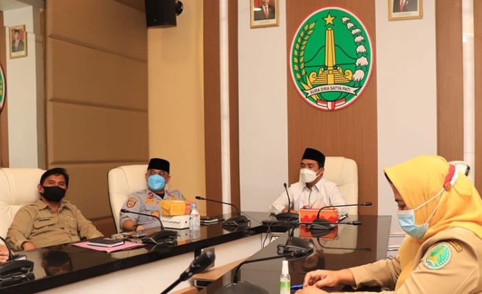 Antisipasi Gejolak Inflasi Jelang Idulfitri, Gubernur Khofifah Bersama TPID Jatim Gelar Rakorwil Antisipasi Gejolak Inflasi Jelang Idulfitri, Gubernur Khofifah Bersama TPID Jatim Gelar Rakorwil