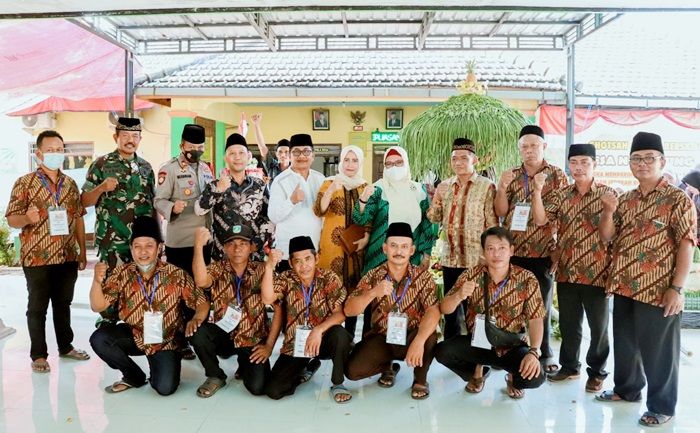 Hadiri Sedekah Bumi dan Gebyar Budaya di Desa Ngembung, Wabup Gresik Pesan ini Hadiri Sedekah Bumi dan Gebyar Budaya di Desa Ngembung, Wabup Gresik Pesan ini