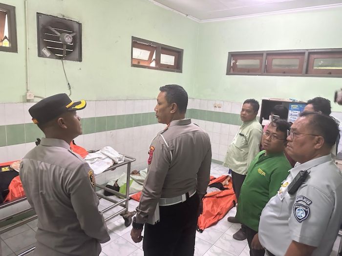 Ditlantas Polda Jatim Bakal Lakukan TAA untuk Dalami Kecelkaan Maut di Duduksampeyan Gresik Ditlantas Polda Jatim Bakal Lakukan TAA untuk Dalami Kecelkaan Maut di Duduksampeyan Gresik