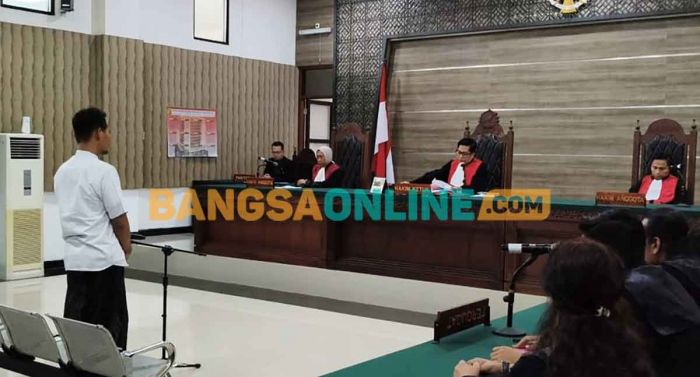 Vonis Seumur Hidup untuk Pelaku Mutilasi di Kediri Vonis Seumur Hidup untuk Pelaku Mutilasi di Kediri