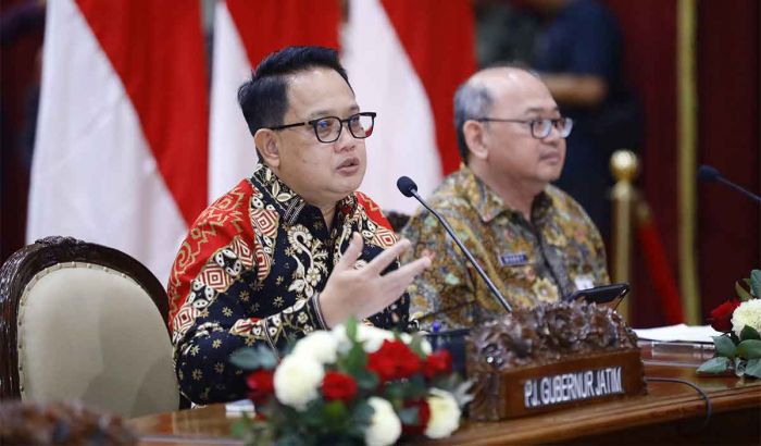 Pj Gubernur Jatim Pastikan Distribusi BBM dan LPG Aman Selama Ramadhan hingga Lebaran Pj Gubernur Jatim Pastikan Distribusi BBM dan LPG Aman Selama Ramadhan hingga Lebaran