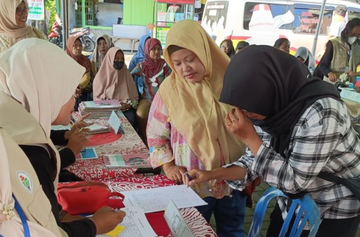 Alfamart dan Baby Happy Hadirkan Layanan Posyandu di Sidoarjo