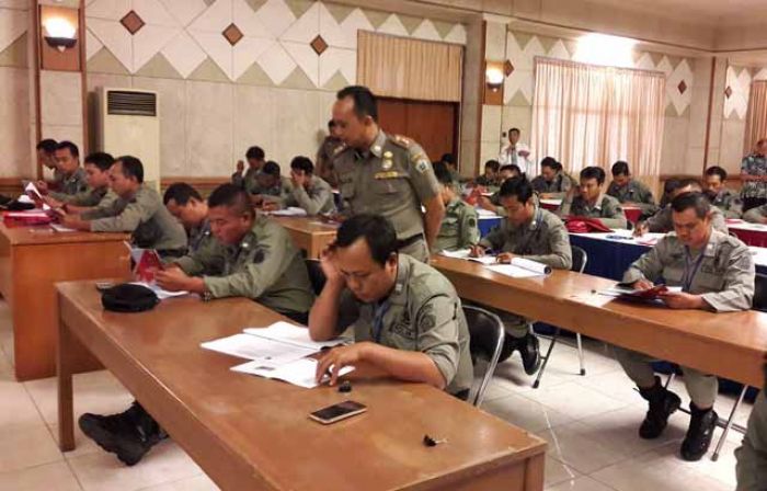 Tingkatkan Kinerja, 115 Personel Satpol PP Gresik Ikuti Uji Kompetensi
