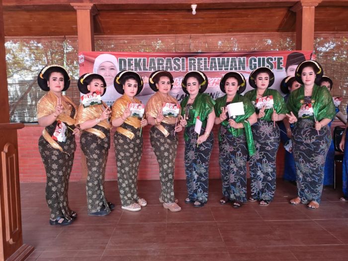 Para Waranggono di Tiga Kabupaten Jatim Utara Deklarasi Menangkan Khofifah-Emil di Pilgub Jatim Para Waranggono di Tiga Kabupaten Jatim Utara Deklarasi Menangkan Khofifah-Emil di Pilgub Jatim