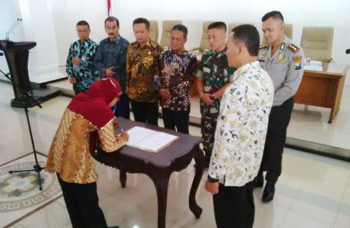 Jelang Pilkades, Puluhan Cakades Deklarasi Damai Jelang Pilkades, Puluhan Cakades Deklarasi Damai