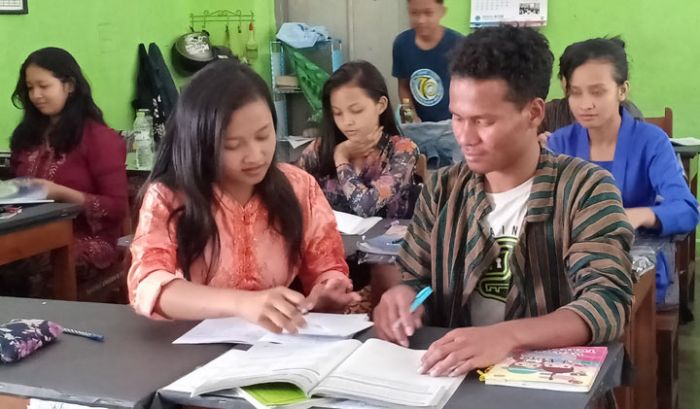 Sembilan Siswa Asal Papua di Kota Blitar Pilih Pulang Kampung Sembilan Siswa Asal Papua di Kota Blitar Pilih Pulang Kampung