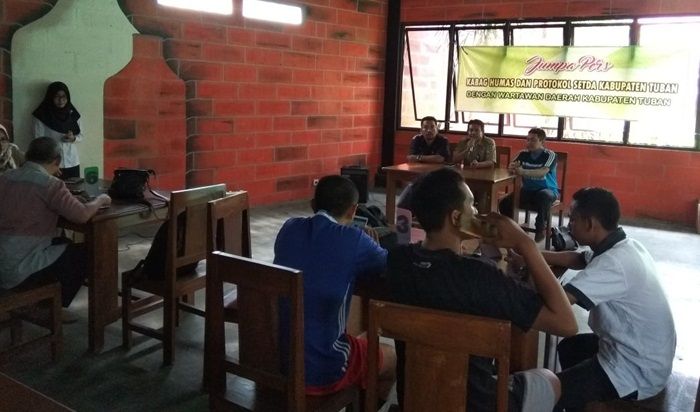 PWI dan RPS Ajak Humas Pemkab Tuban Satu Visi Hadapi Wartawan Abal-abal PWI dan RPS Ajak Humas Pemkab Tuban Satu Visi Hadapi Wartawan Abal-abal