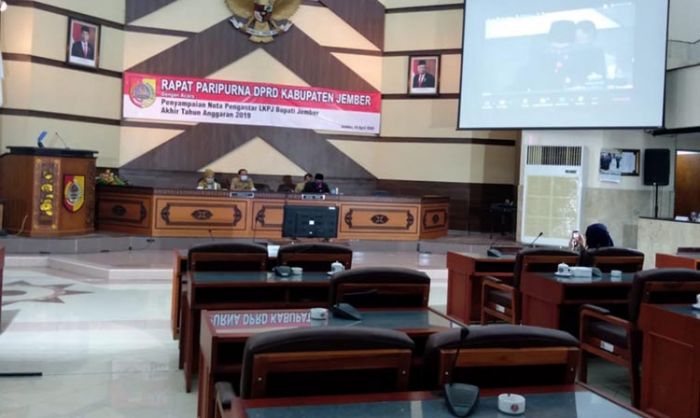Tak Quorum, Rapat Paripurna Penyampaian LKPJ Bupati Jember Ditunda Tak Quorum, Rapat Paripurna Penyampaian LKPJ Bupati Jember Ditunda