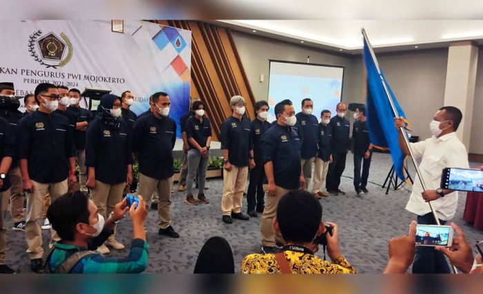 Kekompakan PWI Mojokerto Teladan Bagi Wartawan Lain Kekompakan PWI Mojokerto Teladan Bagi Wartawan Lain