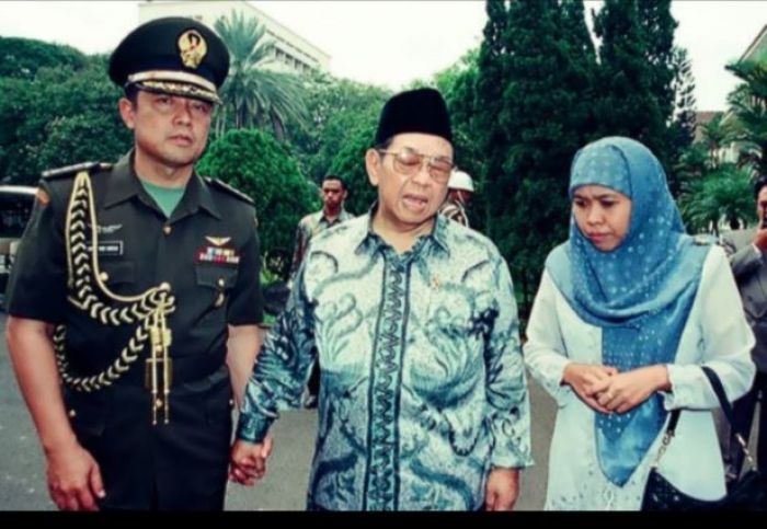 Refleksi Khofifah: Gus Dur Tak Mau Tumpahkan Darah untuk Pertahankan Kekuasaan Refleksi Khofifah: Gus Dur Tak Mau Tumpahkan Darah untuk Pertahankan Kekuasaan