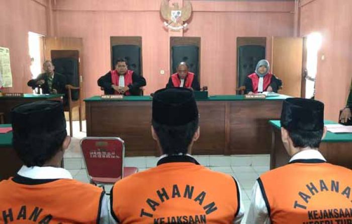 Sidang Putusan terhadap 3 Pelaku Pembunuhan Pemuda Karangsari Digelar Besok Sidang Putusan terhadap 3 Pelaku Pembunuhan Pemuda Karangsari Digelar Besok