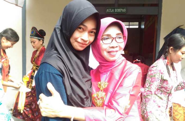 Agustusan, Lapas Wanita Gelar Pentas Seni Agustusan, Lapas Wanita Gelar Pentas Seni