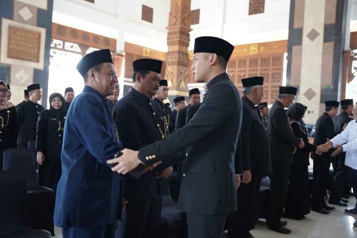 Bupati Tuban Kembali Lakukan Mutasi Jabatan Pimpinan OPD dan Camat Bupati Tuban Kembali Lakukan Mutasi Jabatan Pimpinan OPD dan Camat