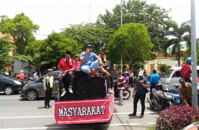 Warga Sidokepung Luruk Kejari Sidoarjo, Tagih Kasus Soal Penjualan Tanah Gogol Warga Sidokepung Luruk Kejari Sidoarjo, Tagih Kasus Soal Penjualan Tanah Gogol