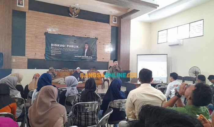 Gelar Diskusi Publik di Bangkalan, Anggota DPRD Jatim ini Bahas Moderasi Beragama Gelar Diskusi Publik di Bangkalan, Anggota DPRD Jatim ini Bahas Moderasi Beragama