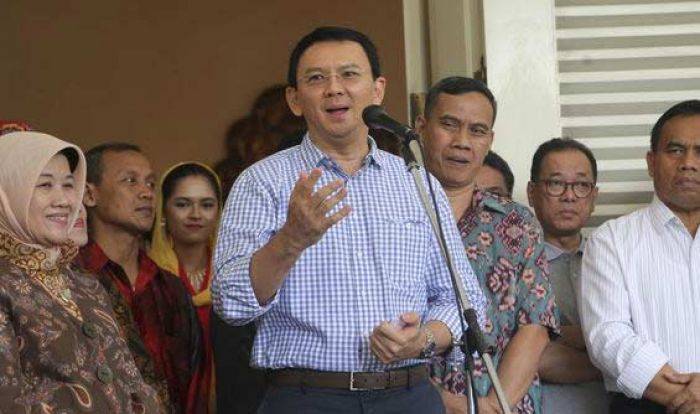 Ahok segera Deklarasi Maju Cagub DKI Jakarta Lewat Jalur Independen Ahok segera Deklarasi Maju Cagub DKI Jakarta Lewat Jalur Independen