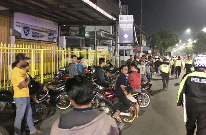 Balap Liar di Jalan Jenggolo Diobrak, Puluhan Motor Diamankan