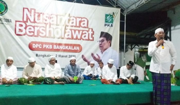 PKB Bangkalan Gelar Nusantara Bersholawat, Doakan Muhaimin Iskandar jadi Presiden di Pilpres 2024 PKB Bangkalan Gelar Nusantara Bersholawat, Doakan Muhaimin Iskandar jadi Presiden di Pilpres 2024