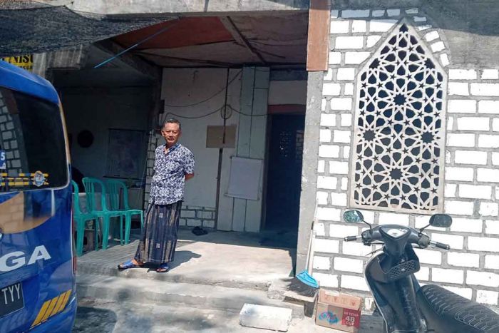 Rumah Ketua Bapilu NasDem Gresik Diobok-obok Kawanan Maling Rumah Ketua Bapilu NasDem Gresik Diobok-obok Kawanan Maling