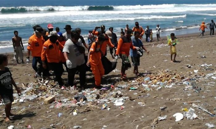 Jasad Pemuda yang Tergulung Ombak di Pantai Payangan Akhirnya Ditemukan Jasad Pemuda yang Tergulung Ombak di Pantai Payangan Akhirnya Ditemukan