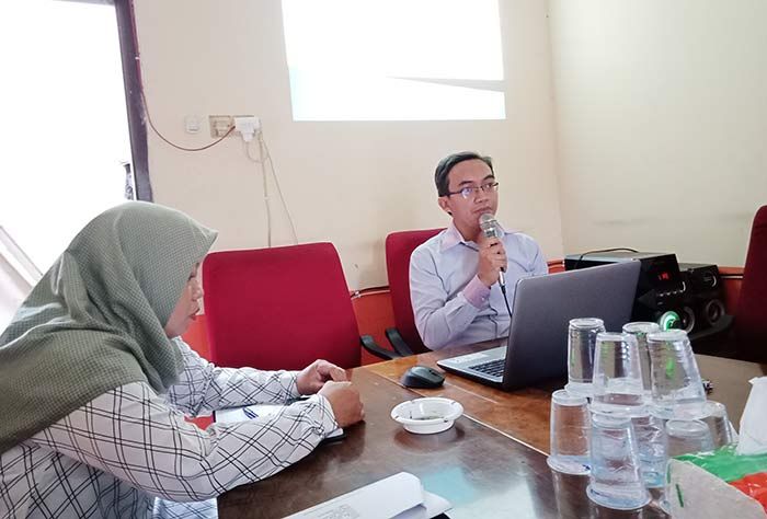 Meski Kiai, Bawaslu Larang Keras Kampanye di Lingkungan Pesantren Meski Kiai, Bawaslu Larang Keras Kampanye di Lingkungan Pesantren