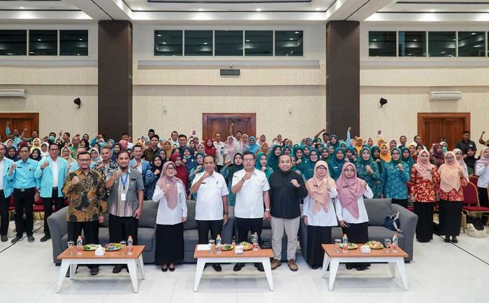 Dinkes Lamongan Gelar Sarasehan Bahas Solusi Mengatasi Kecanduan Game Online dan Gadget Dinkes Lamongan Gelar Sarasehan Bahas Solusi Mengatasi Kecanduan Game Online dan Gadget