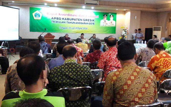 Rapat Tepra Pemkab Gresik, Bupati Minta SKPD Inovatif Kembangkan Program Rapat Tepra Pemkab Gresik, Bupati Minta SKPD Inovatif Kembangkan Program