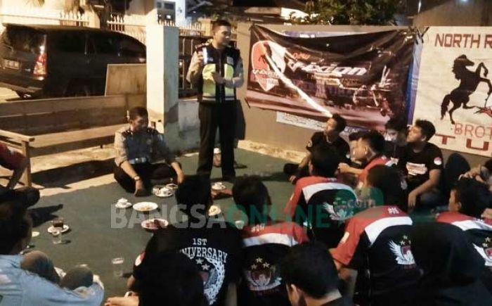 Komunitas Motor di Tuban Diberi Sosialisasi tentang Safety Riding 