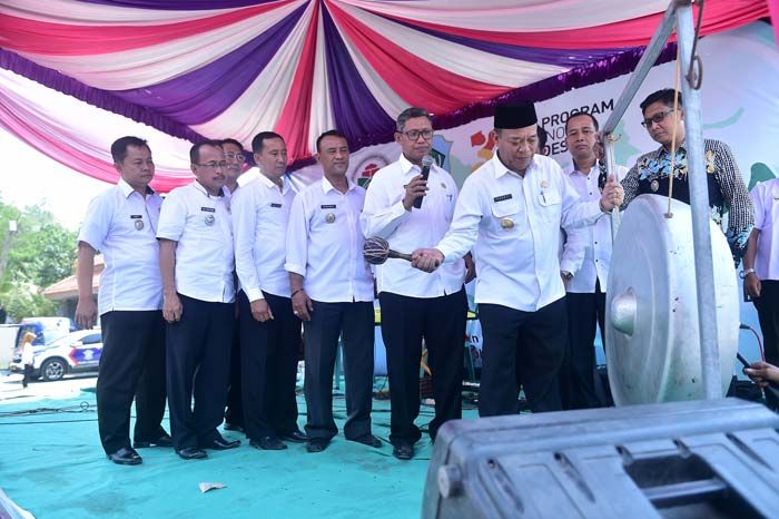 Bupati Lamongan Buka Bursa Inovasi Desa Bupati Lamongan Buka Bursa Inovasi Desa