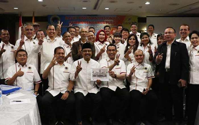 Gus Ipul: Ke Depan Semua TKI Harus Bersertifikat Gus Ipul: Ke Depan Semua TKI Harus Bersertifikat