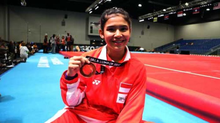 Atlet Gimnastik asal Unesa Lambungkan Nama Indonesia Atlet Gimnastik asal Unesa Lambungkan Nama Indonesia