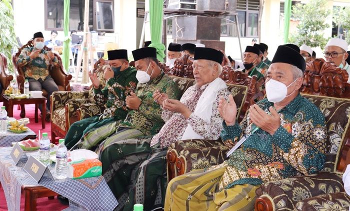 Buka Konfercab PCNU Gresik Tahun 2021, Bupati Gus Yani Pesan Tiga Hal Ini