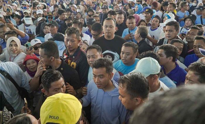 Sholawat Kebangsaan di Jember, Ratusan Relawan Khofifah Tapal Kuda Kawal Gibran Sholawat Kebangsaan di Jember, Ratusan Relawan Khofifah Tapal Kuda Kawal Gibran