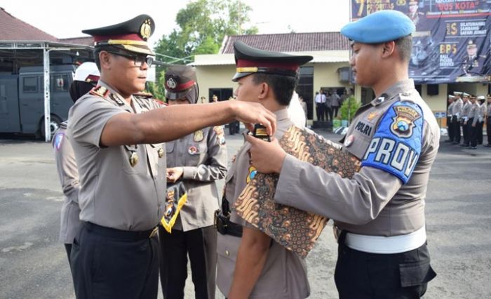 Kapolsek Kota Pamekasan AKP Puryanto Dimutasi ke Sumenep Kapolsek Kota Pamekasan AKP Puryanto Dimutasi ke Sumenep