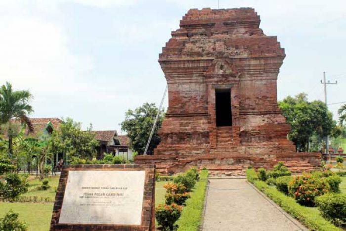 Candi Pari Porong Rutin Digunakan Ibadah Umat Hindu