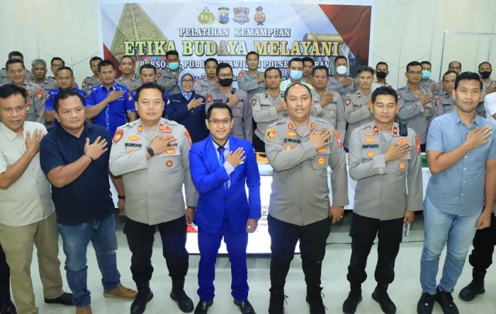 Tingkatkan Kepuasan Masyarakat, Polres Ngawi Gelar Pelatihan Kemampuan Etika Budaya Melayani