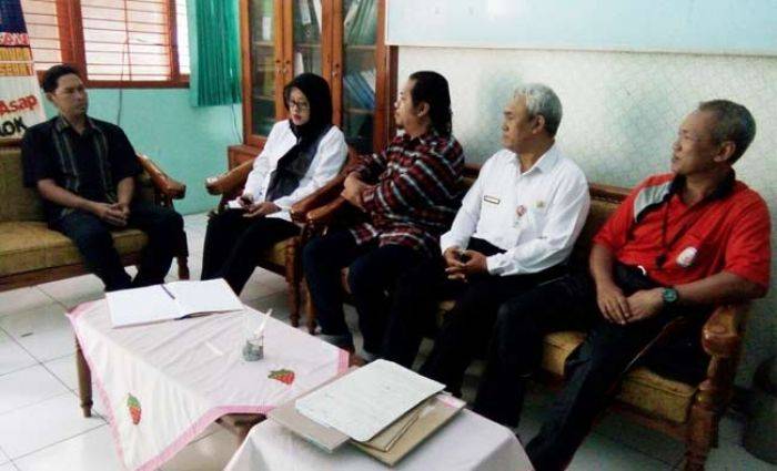 Nekat ke Jakarta Sendirian, Orang Tua Bonek Cilik Asal Blitar Khawatir Nekat ke Jakarta Sendirian, Orang Tua Bonek Cilik Asal Blitar Khawatir