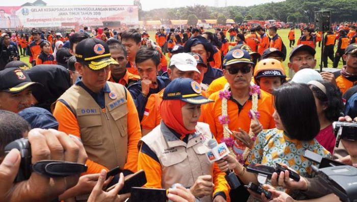 Stop Penggunaan Plastik Sekali Pakai, Khofifah: Kita Jaga Alam, Maka Alam Jaga Kita Stop Penggunaan Plastik Sekali Pakai, Khofifah: Kita Jaga Alam, Maka Alam Jaga Kita